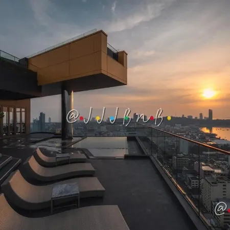 Edge Central Pattaya Sea View By Jjj